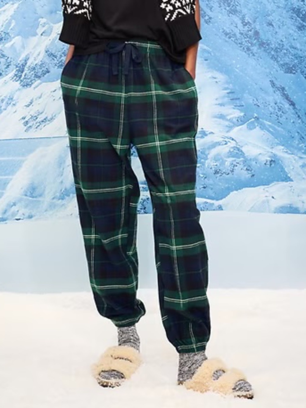 Old Navy Plaid Flannel Pajama Jogger Pants